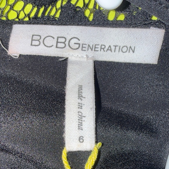 BCBGeneration Black and Yellow Lace Detail - Picture 2 of 7